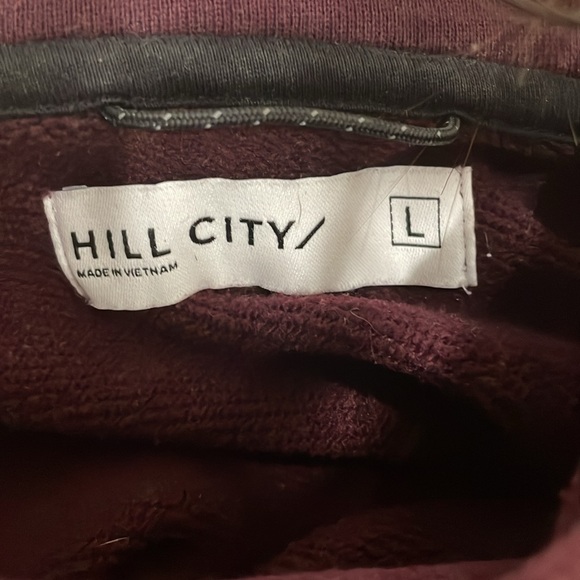 Burgundy Hill City sweatshirt - Picture 3 of 3